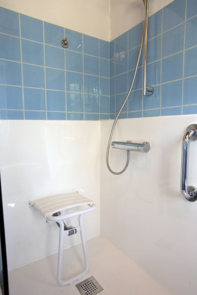 Cost of Elderly Shower Installation in Lees Summit
